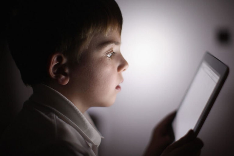 Da li je internet igracka za decu Da Li Je Internet Igracka Za Decu