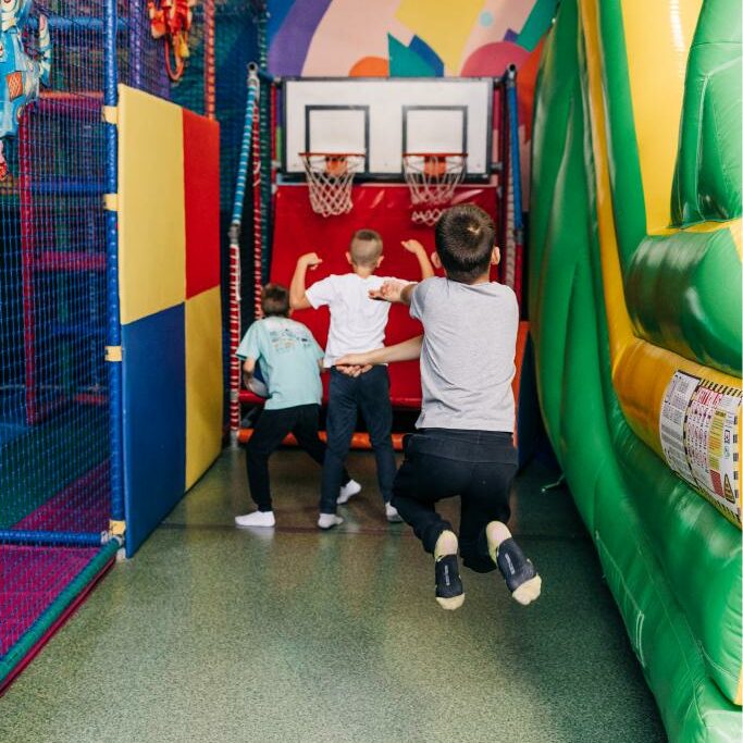 starli-zabavni-park-igraonica-rodjendaonica