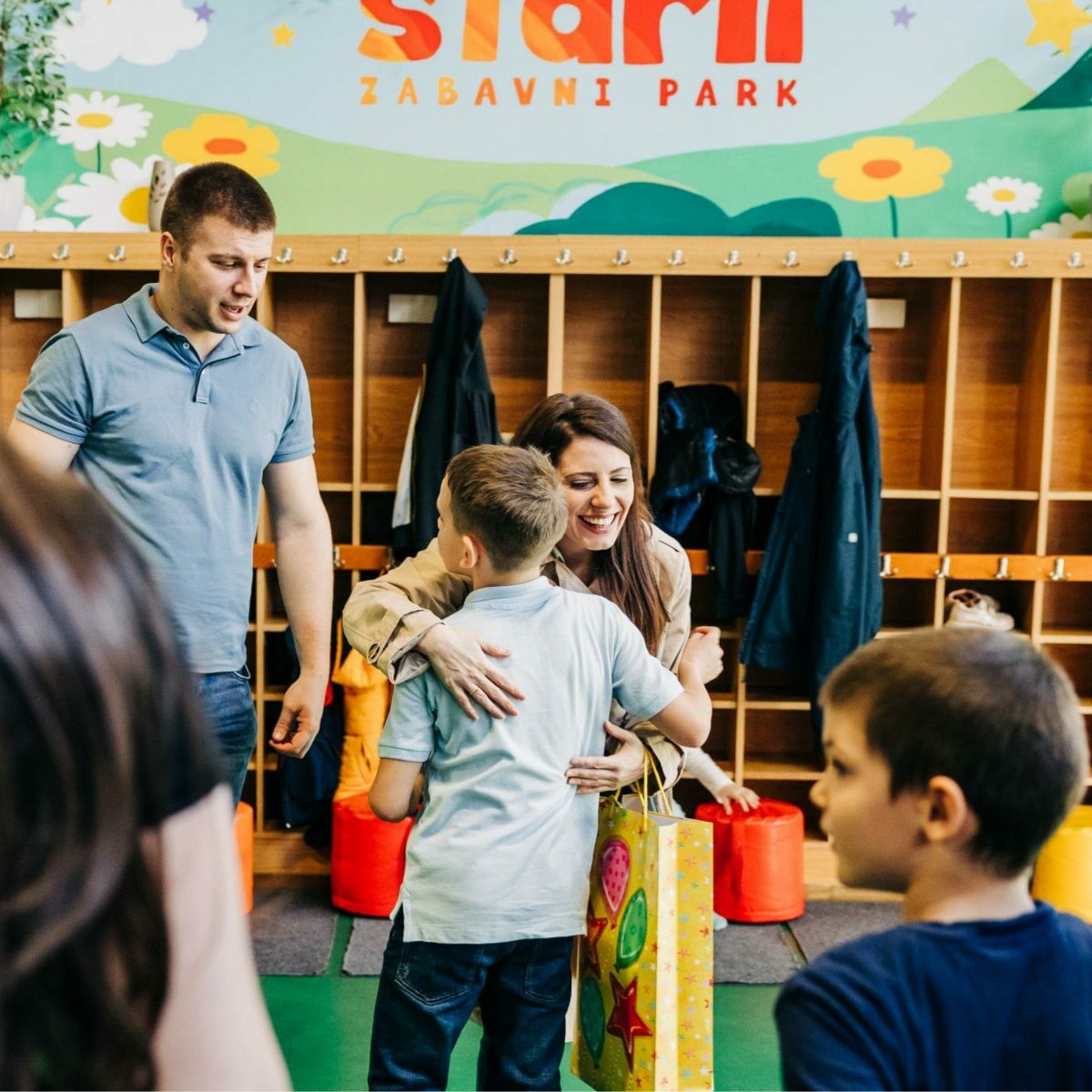 starli-zabavni-park-igraonica-rodjendaonica-rodjendani